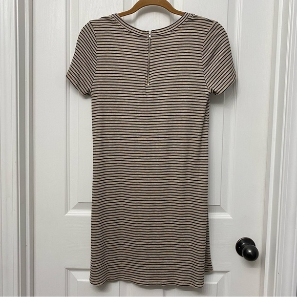 🆕 Blu Pepper Short Sleeve Striped Dress Medium - Picture 2 of 15